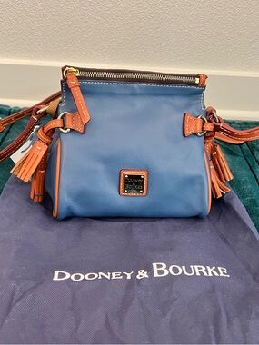 NWT Dooney & Bourke Blue Leather Crossbody with Tan Trim and Tassels